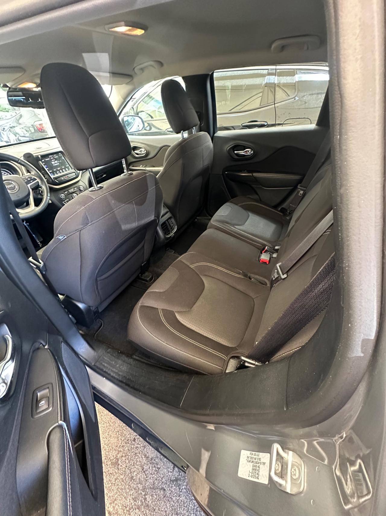 Jeep Cherokee 2.2 Mjt II 4WD Active Drive I Night Eagle