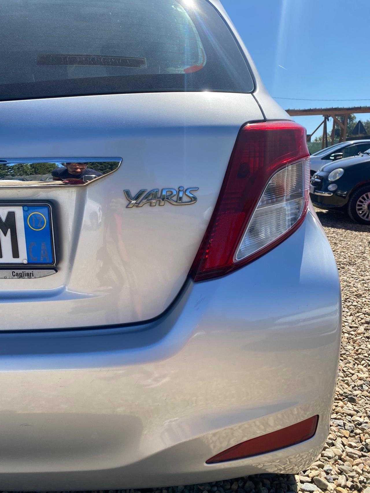 Toyota Yaris 1.0 5 porte Lounge