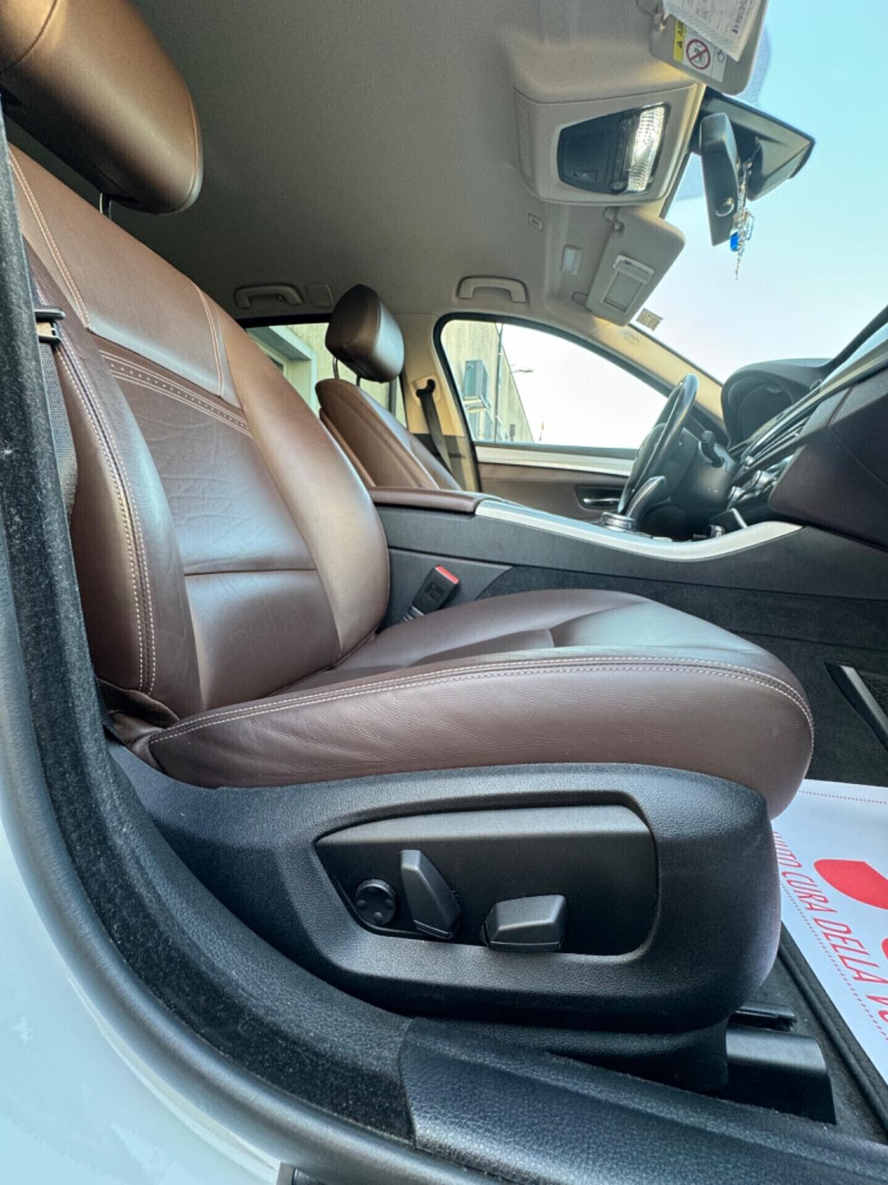 Bmw 520 520d xDrive Touring Luxury