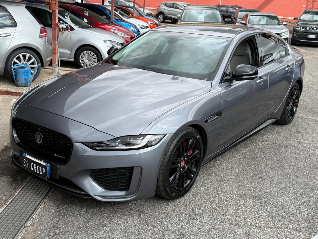 XE 2.0 D 204 CV-R-Dynamic HSE-IVA ESP-unipro