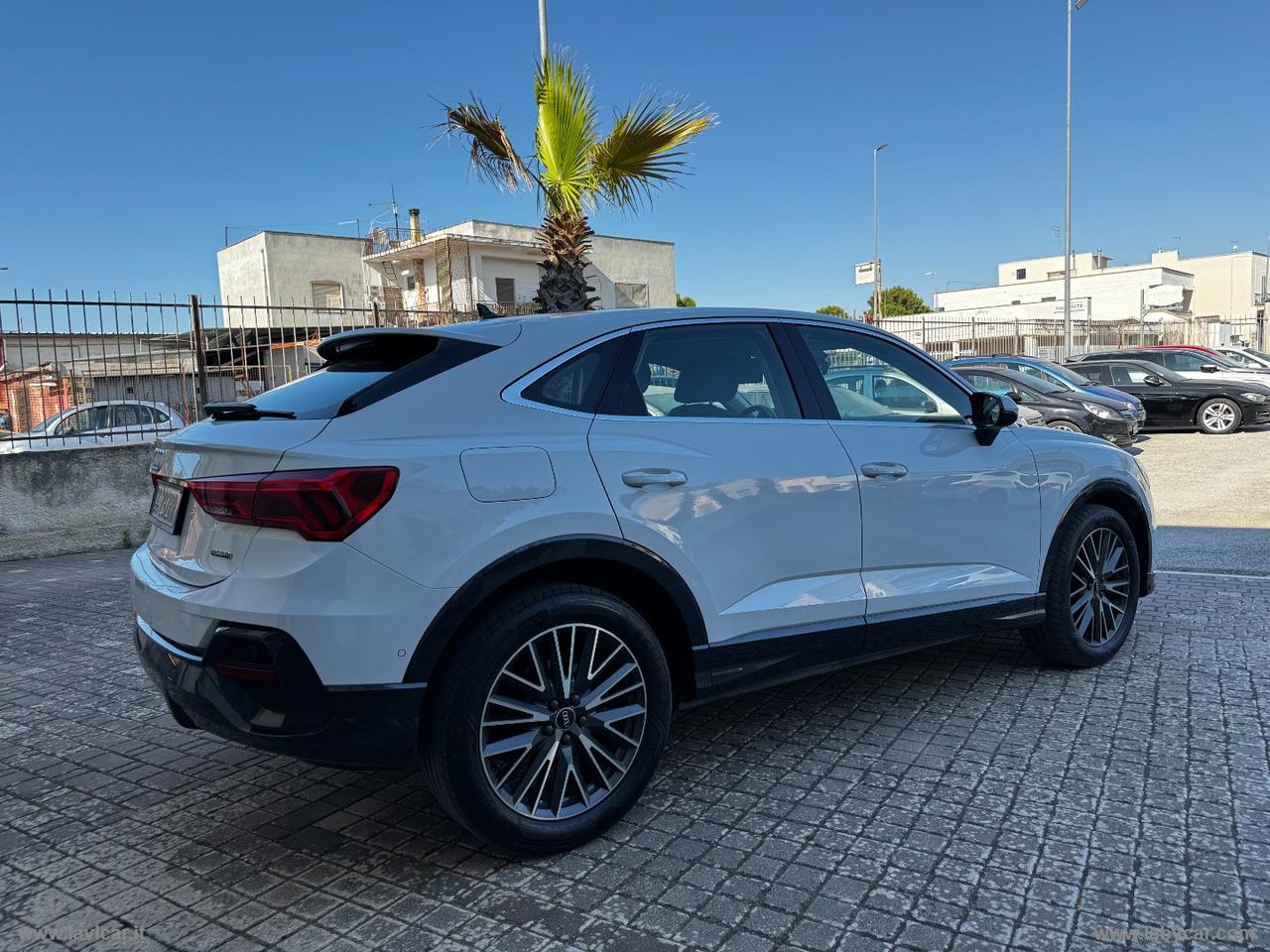 AUDI Q3 SPB 35 TDI S tronic quattro edition