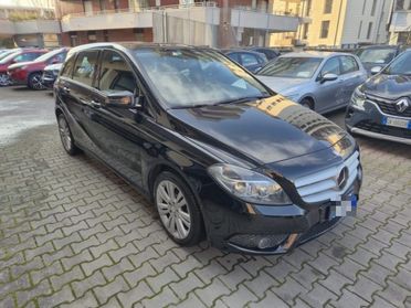 MERCEDES-BENZ B 180 Executive