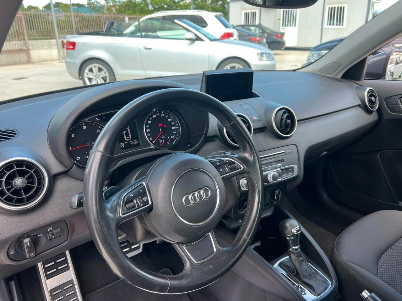 Audi A1 SPB 1.6 TDI 116 CV S tronic BICOLOR
