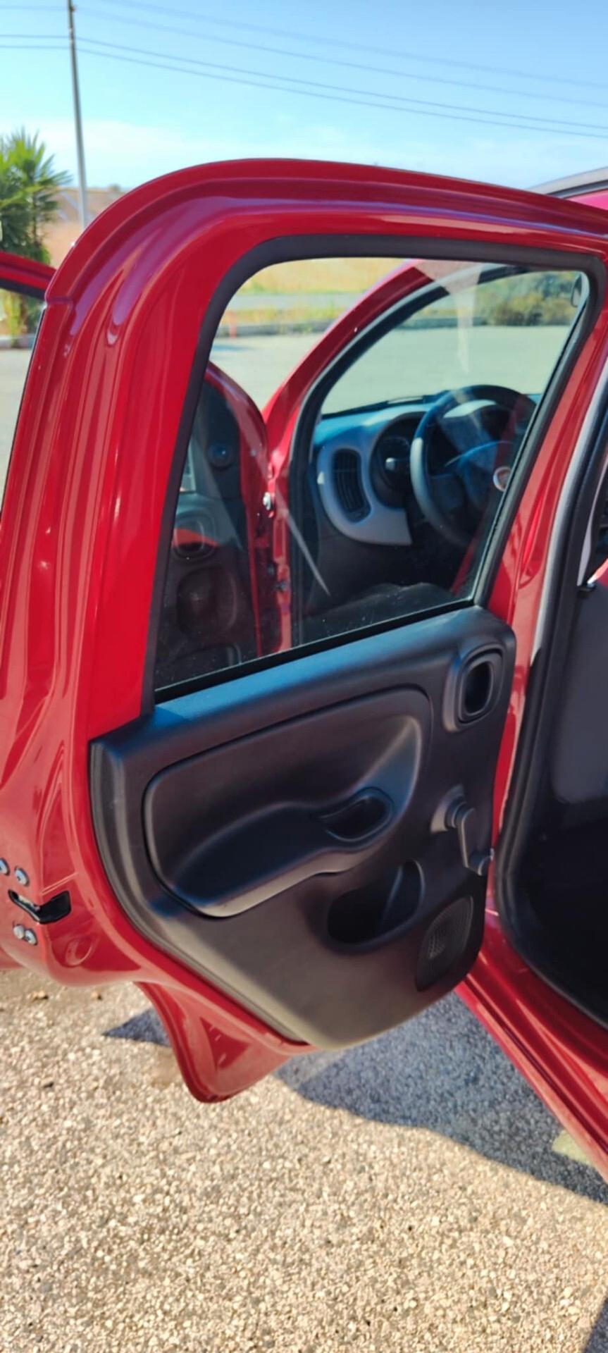 Fiat Panda 0.9 TwinAir Turbo Natural Power Lounge