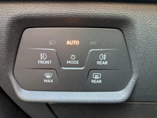 SEAT Leon Sportstourer 1.0 eTSI 110 CV DSG Black Line