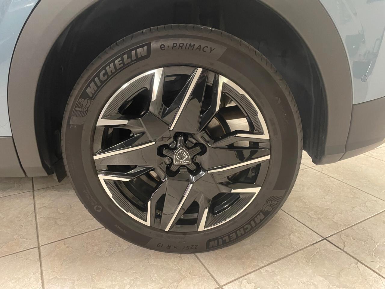 Peugeot 3008 Hybrid 145 e-DCS6 Allure PREZZO REALE