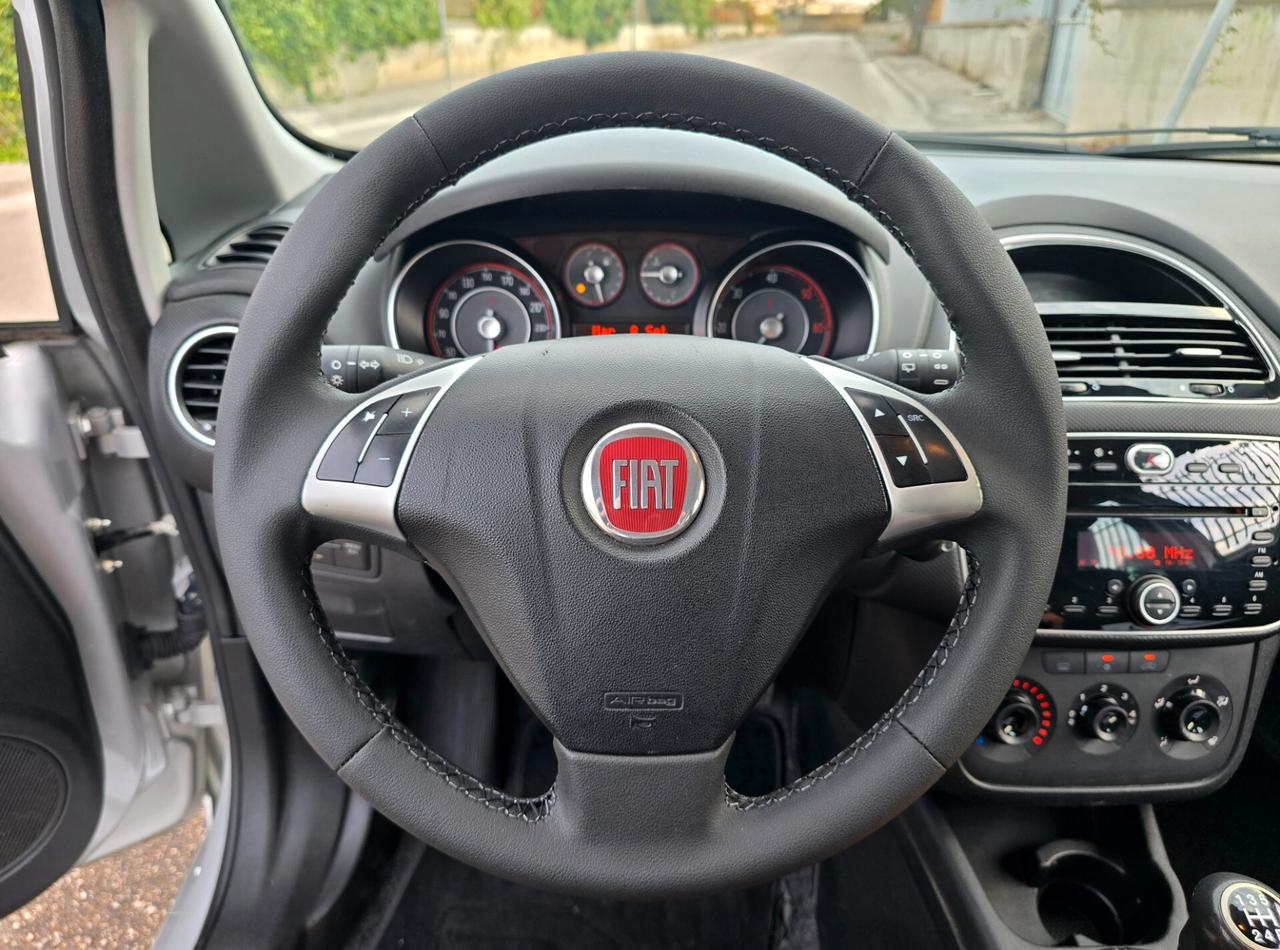 FIAT PUNTO STREET 1.3 M-JET 2016 CON 126.000KM