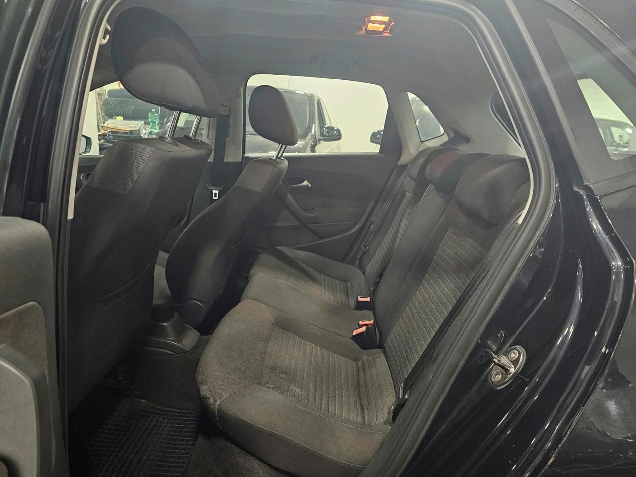 NUOVA VOLKSWAGEN POLO 1.2 TDI 75CV CONFORT LINE 5 PORTE