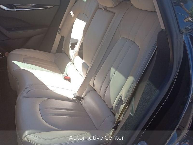 Maserati Levante Levante 3.0 V6 275cv auto