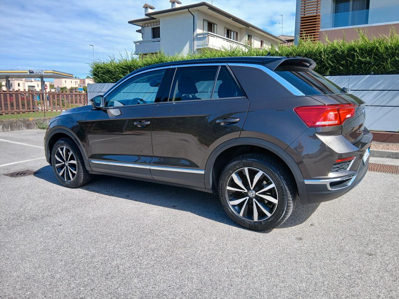 Volkswagen T-Roc 1.0 TSI 115 CV Style +teck pack tua a € 199 mese