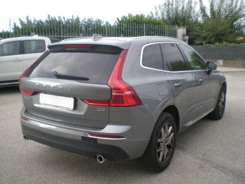 Volvo XC60 2.0 d4 Momentum Pro auto