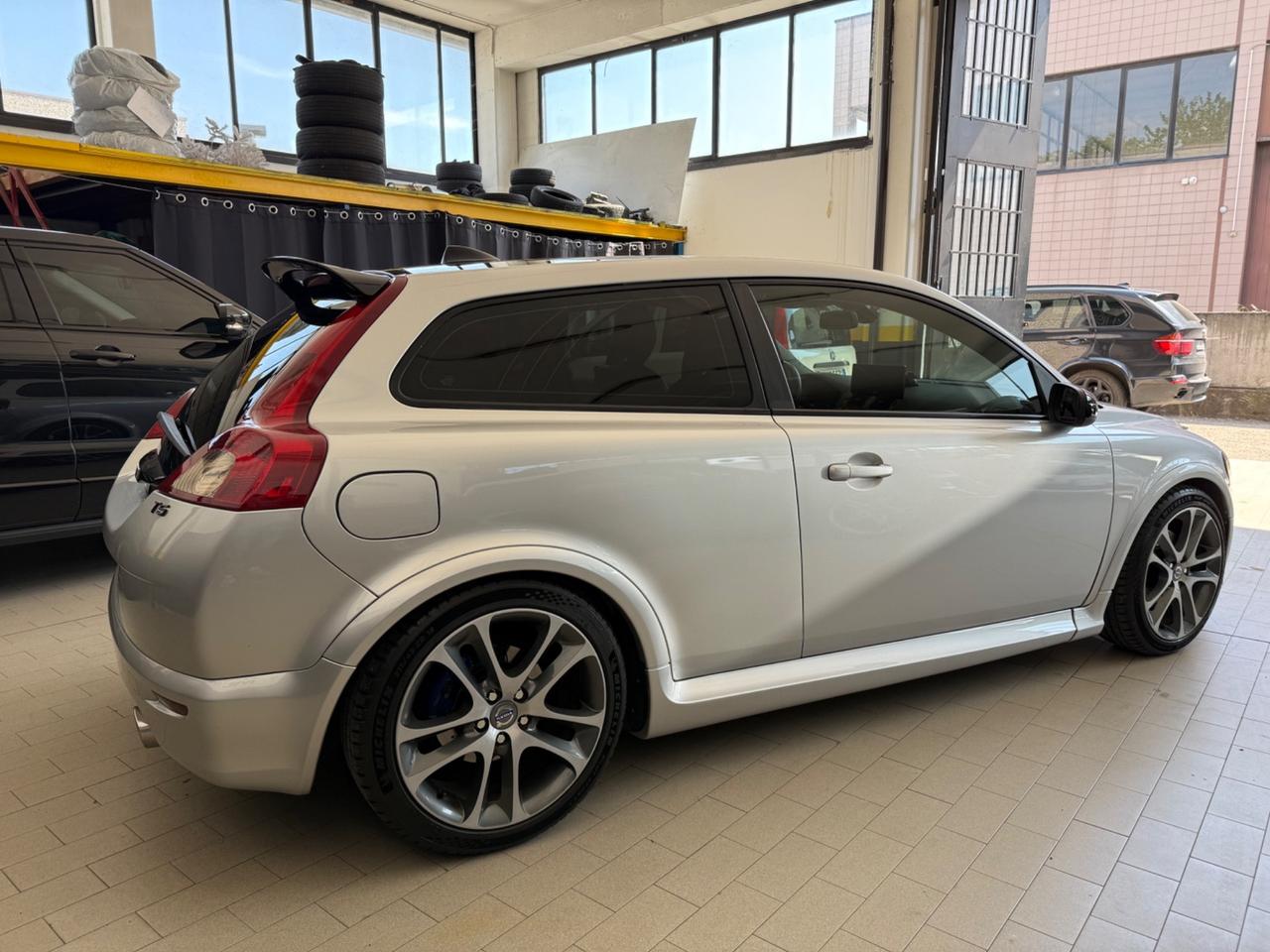 Volvo C30 T5 R design