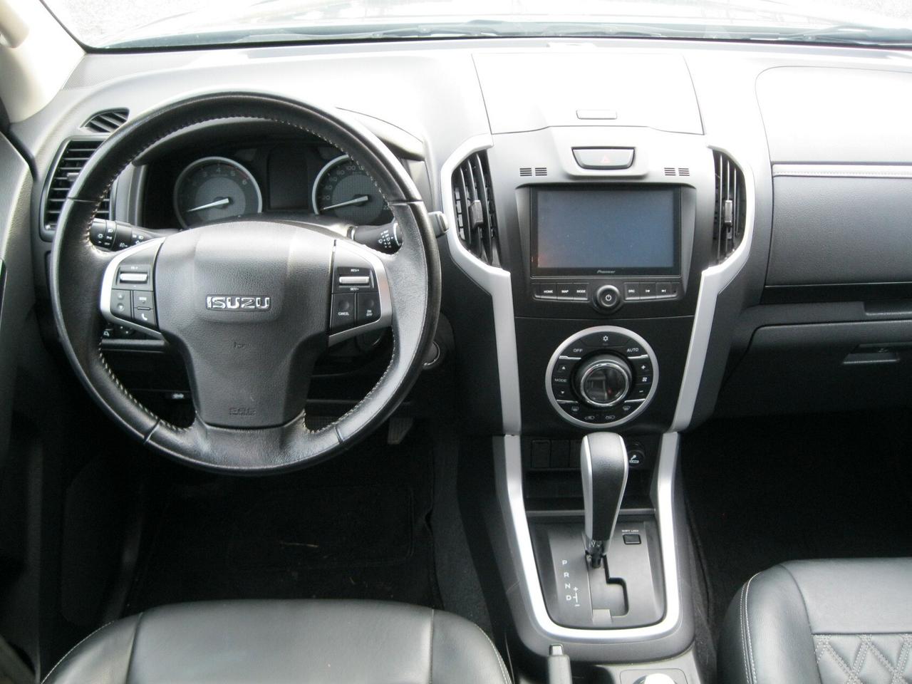 Isuzu D-Max 1.9 Crew Cab 4X4 A/T Solar Plus