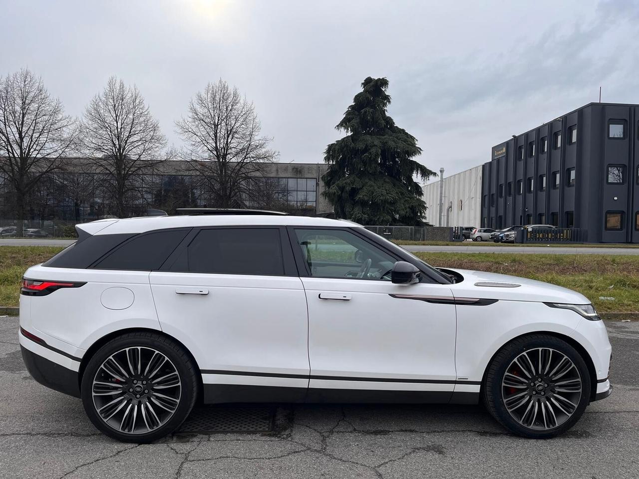 Land Rover Range Rover Velar Range Rover Velar 2.0 TD4 180 CV R-Dynamic SE