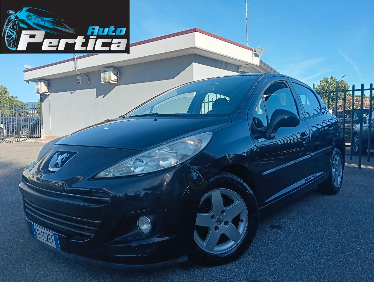 Peugeot 207 1.4 Marciante / Motore da rivedere consumo d'olio