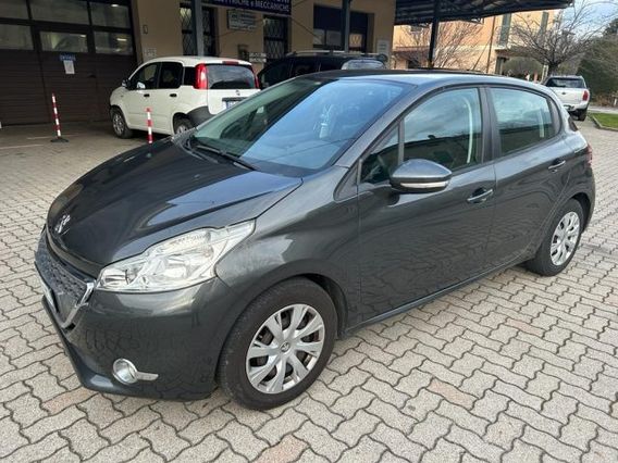PEUGEOT 208 1.2 VTi 82 CV 5 porte OK NEOPATENTATO