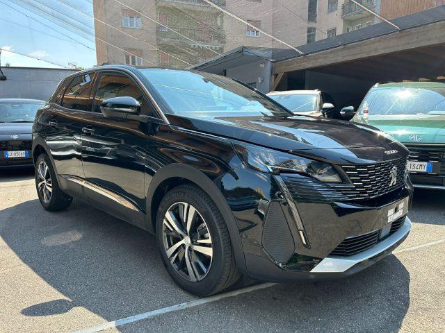 PEUGEOT 3008 PureTech Turbo 130 Allure Pack