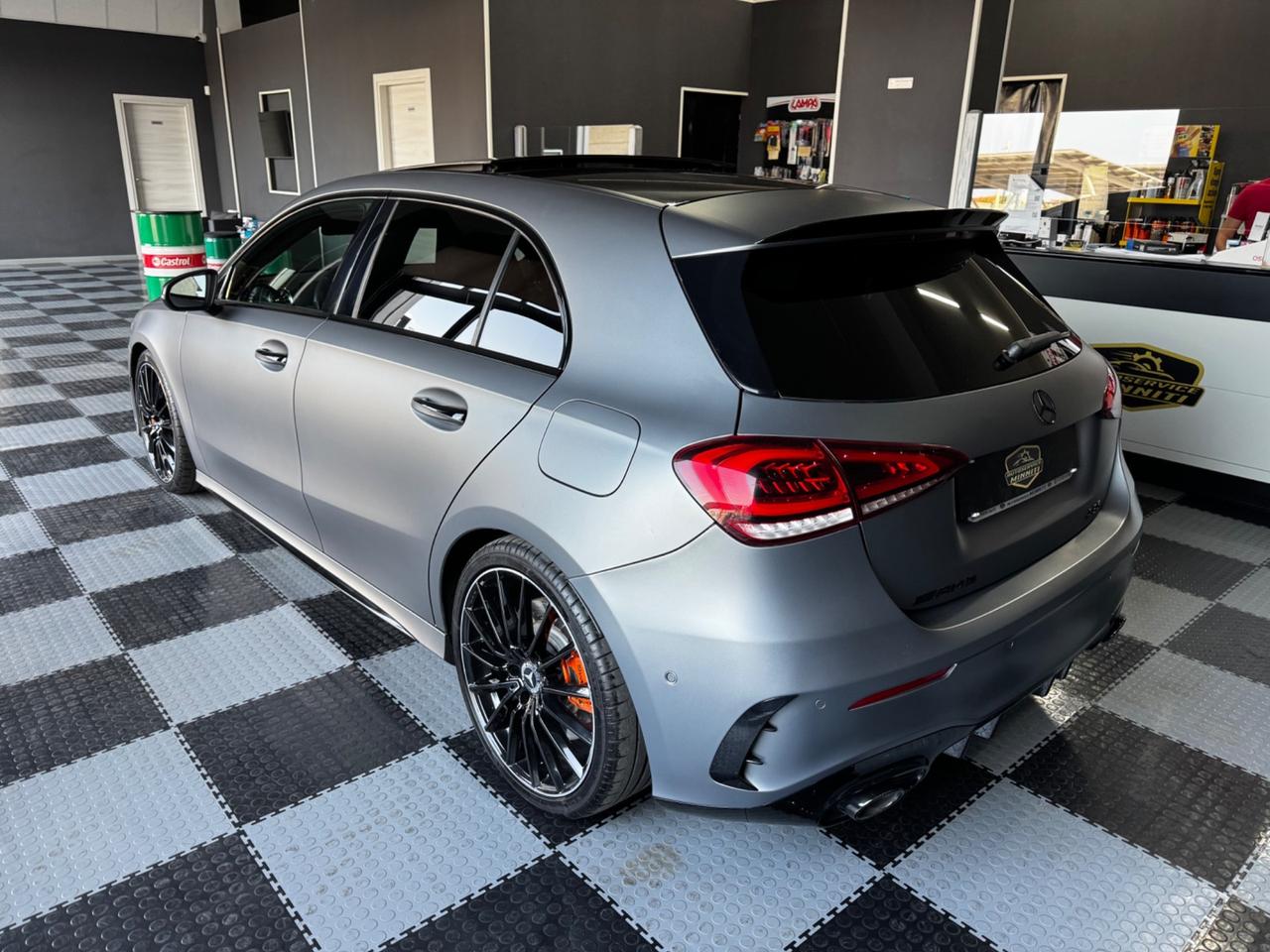 Mercedes-benz A 35 AMG premium plus