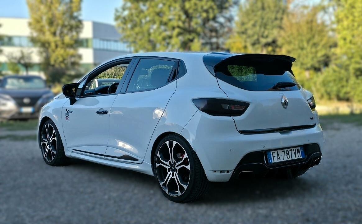 Renault Clio RS Trophy 220cv