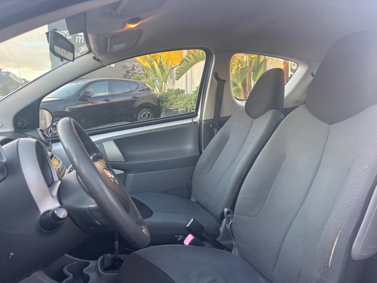 Toyota Aygo 1.4 turbodiesel 3 porte Sol
