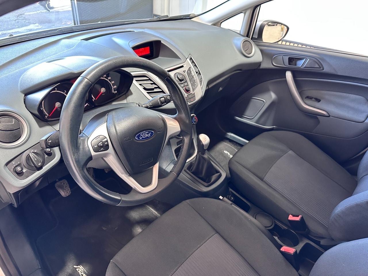 Ford Fiesta 1.2 82 CV 5 porte Titanium - NUOVA!!!!