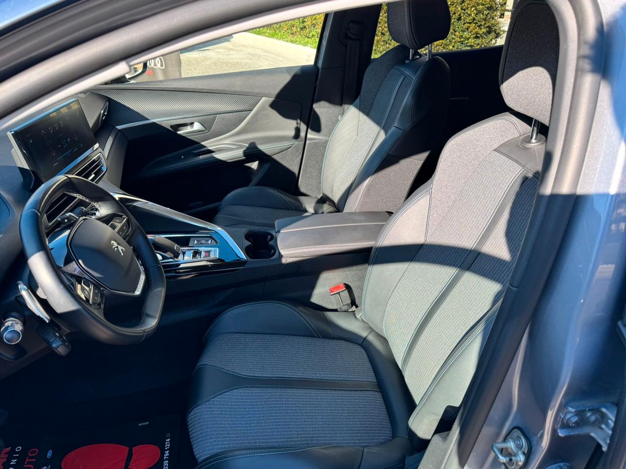 Peugeot 3008 BlueHDi 130 S&S EAT8 Allure