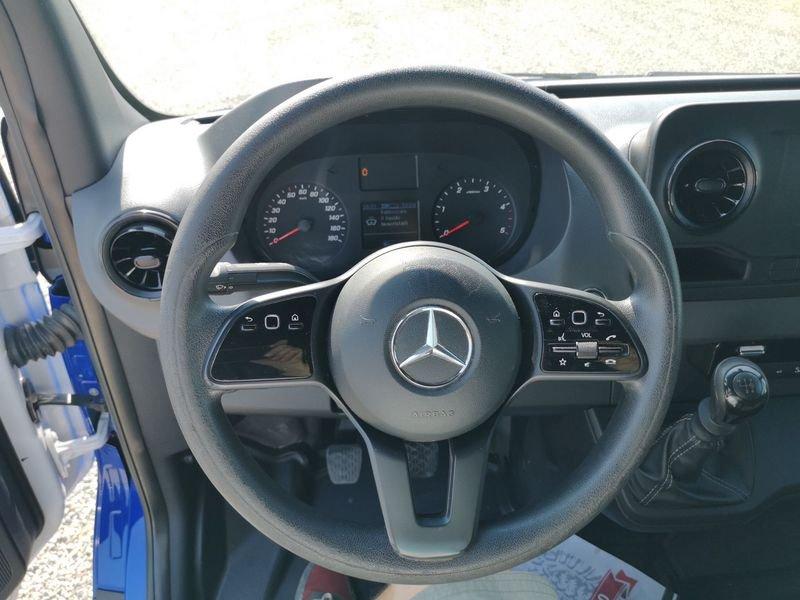 Mercedes-Benz Sprinter F39/33 311 CDI FWD TA Furgone