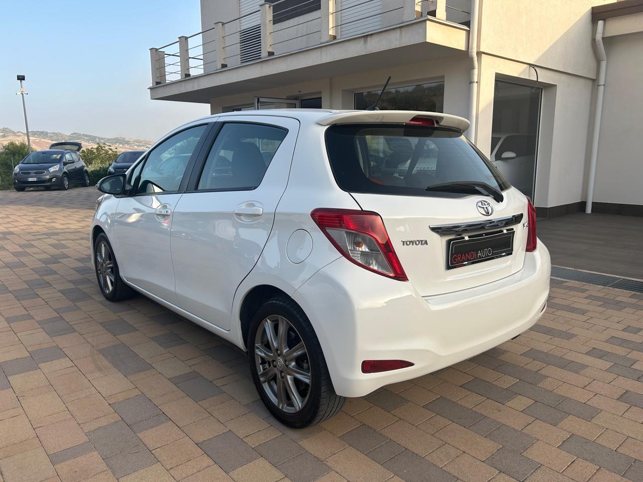 Toyota Yaris 1.4 D-4D 5 porte Lounge