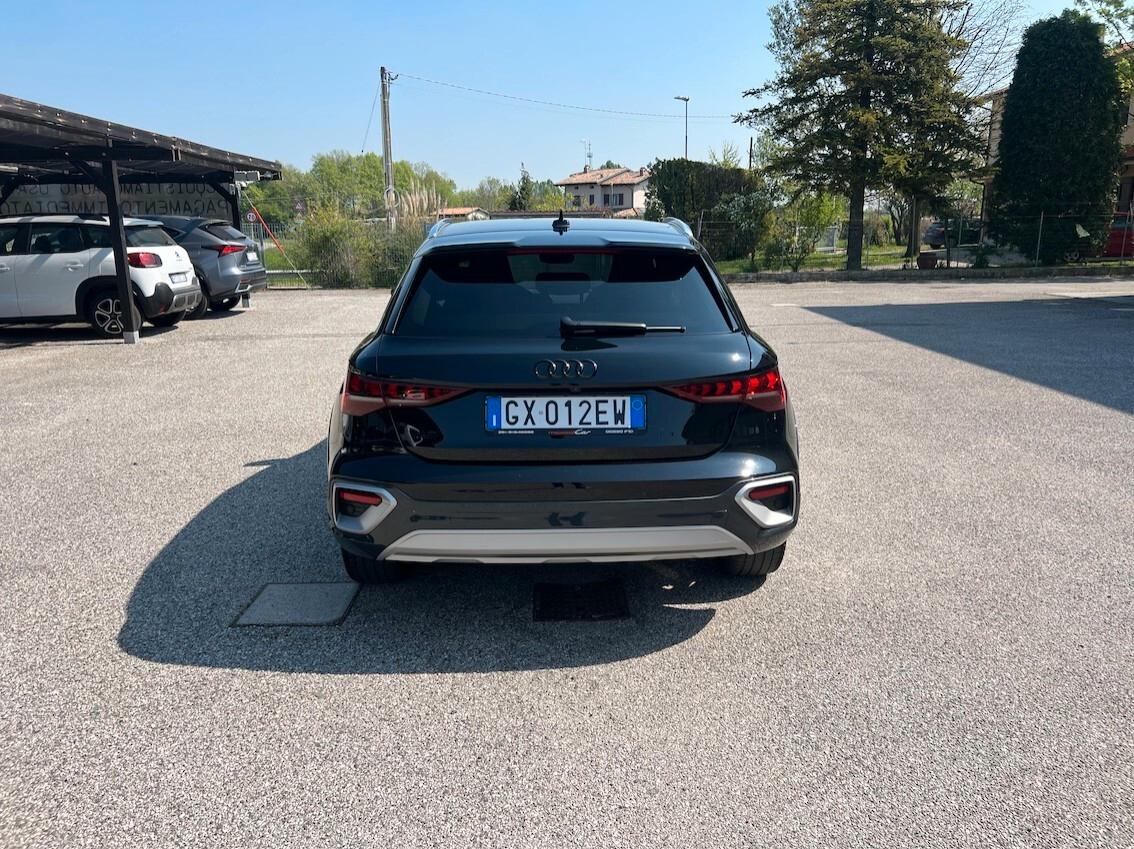 Audi A3 allstreet 35 2.0 tdi 150cv s-tronic Unico Proprietario FULL OPTIONAL