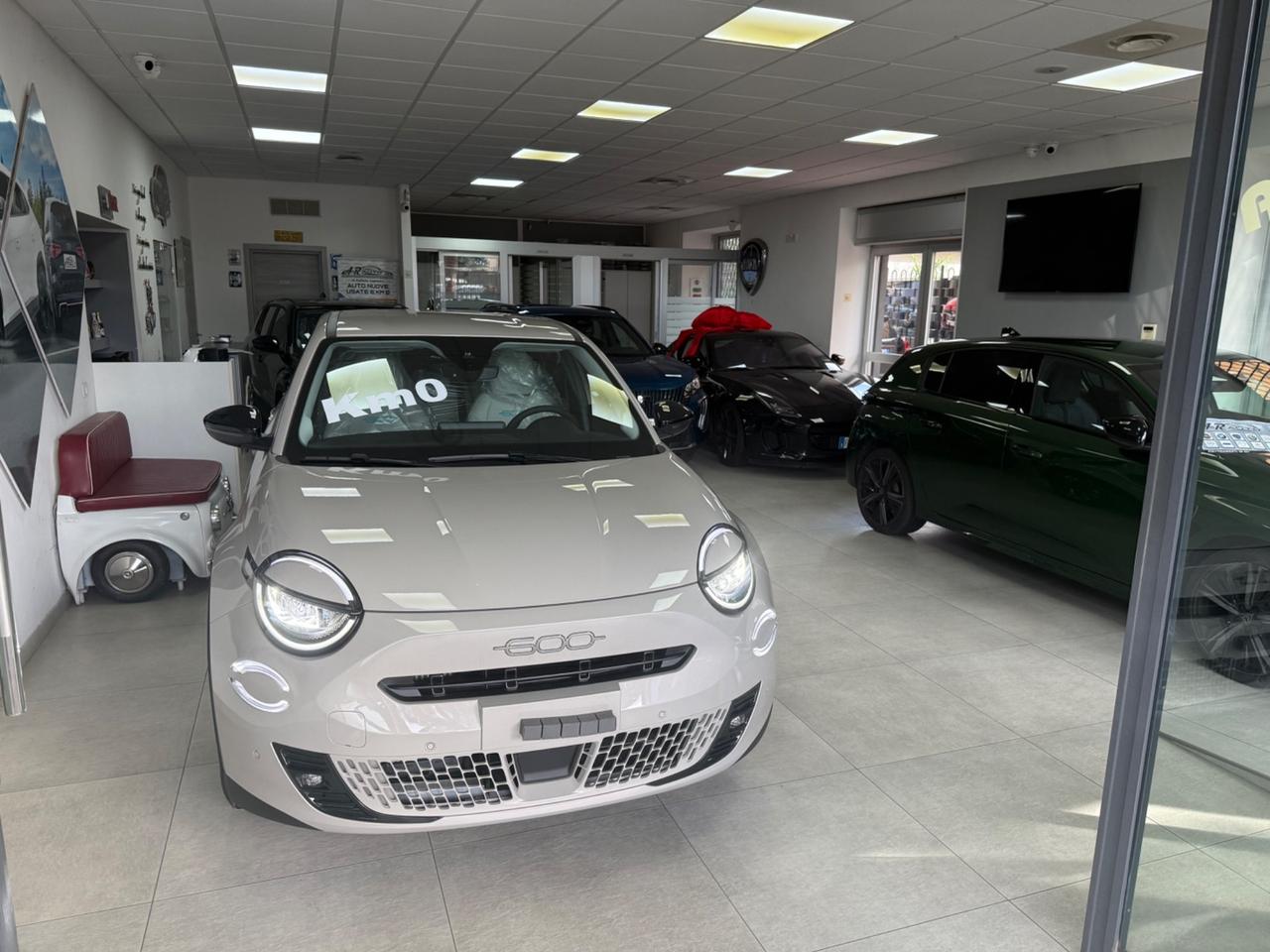 Fiat 600 Hybrid 145 CV DCT MHEV La Prima