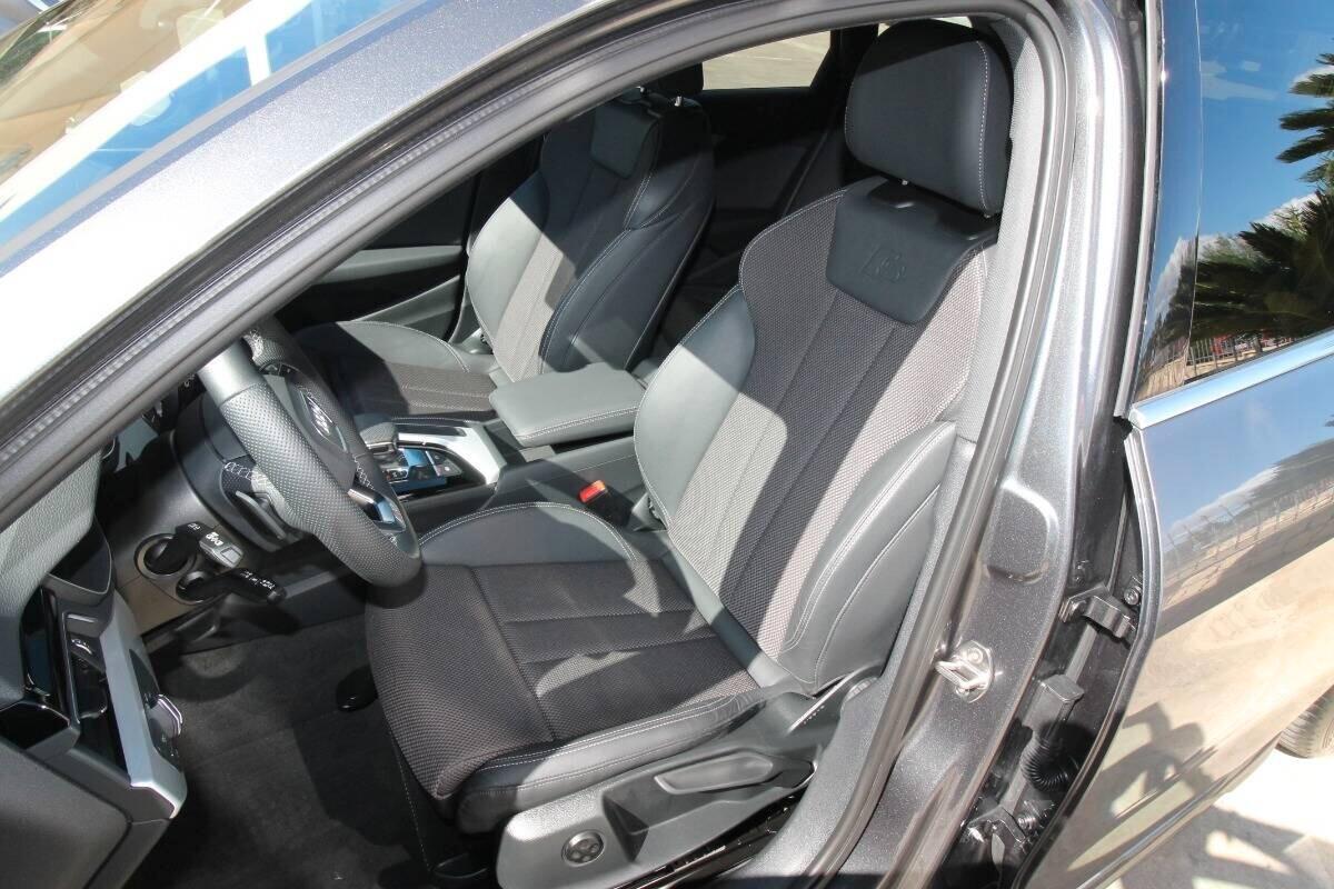 Audi A4 Avant 40 TDI quattro S line edition 2024