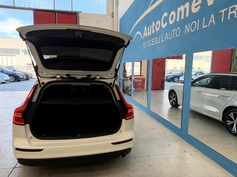 VOLVO V60 (2018-->) V60 D3 Business