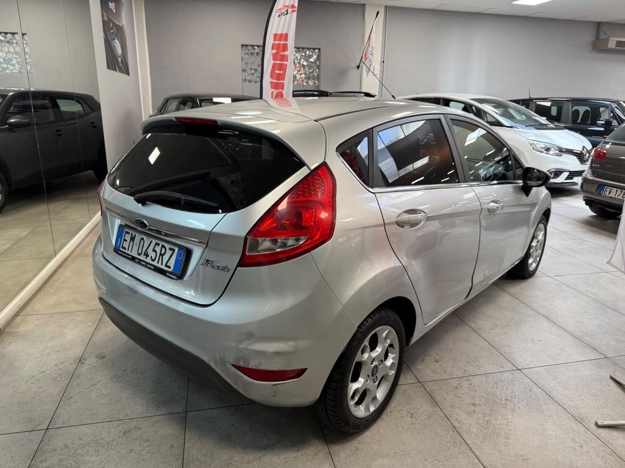 Ford Fiesta 1.2 16V 60CV 5p. Titanium Ok Neopatentati