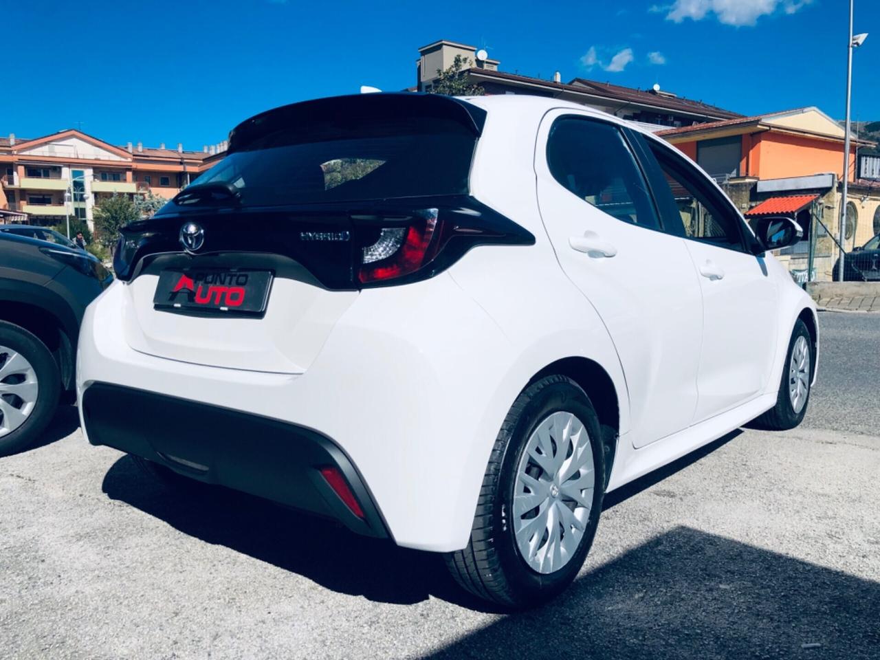 Toyota Yaris 1.5 Hybrid Business TELECAMERA