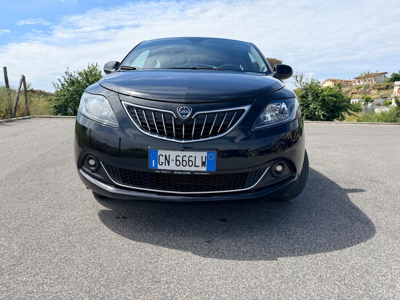 Lancia Ypsilon 1.0 FireFly 5 porte S&S Hybrid Gold