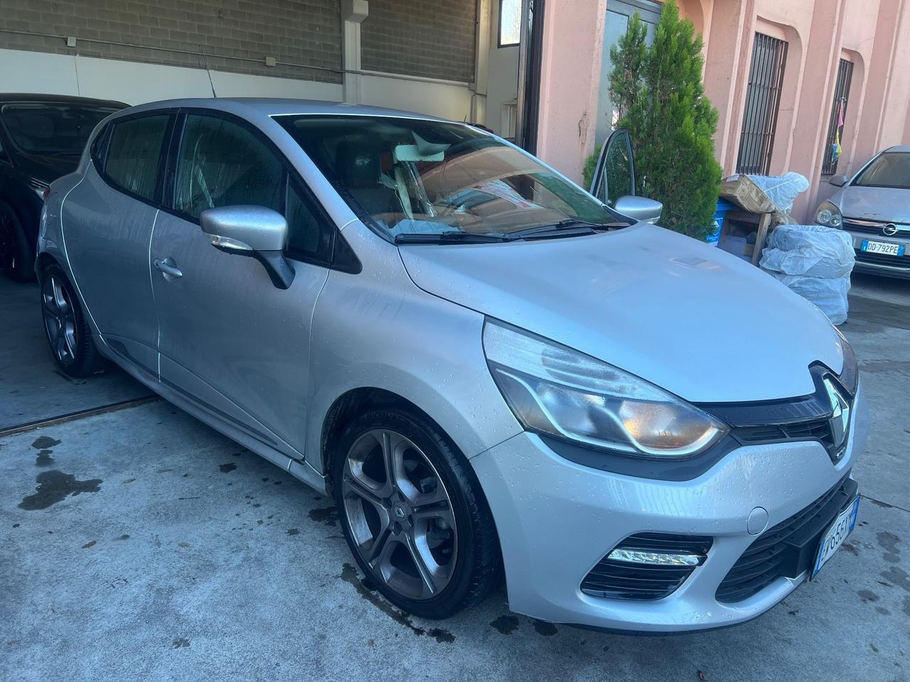 Renault Clio 1.2 TCe 120CV EDC 5 porte GT