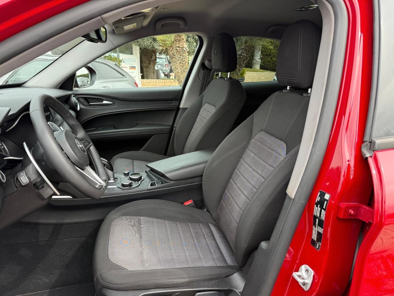 Stelvio 2.2 TD 160 CV AT8 Sport-Tech Rosso Alfa *Palette