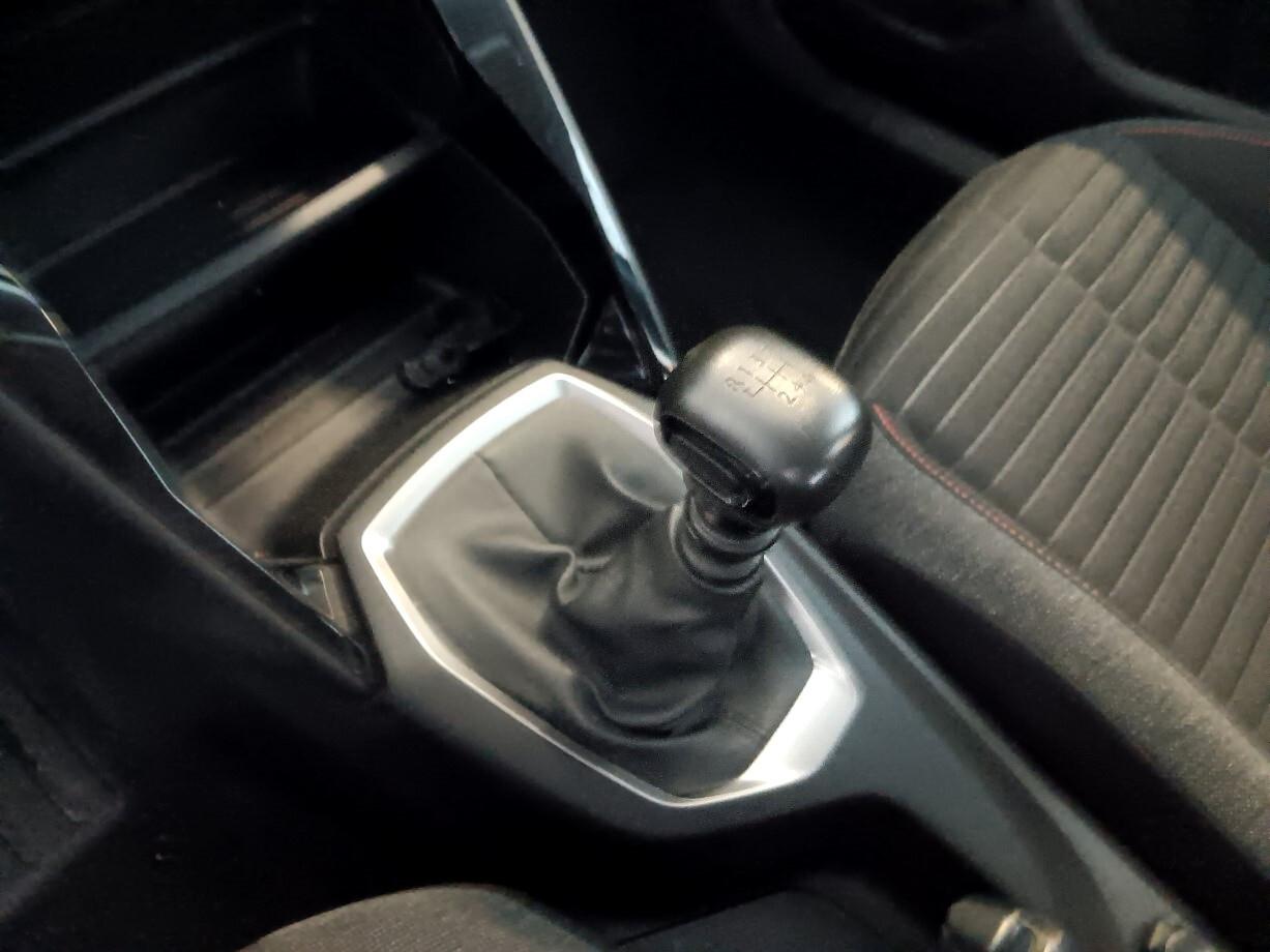 Peugeot 2008 Allure 1.2 PureTech (100 cv)