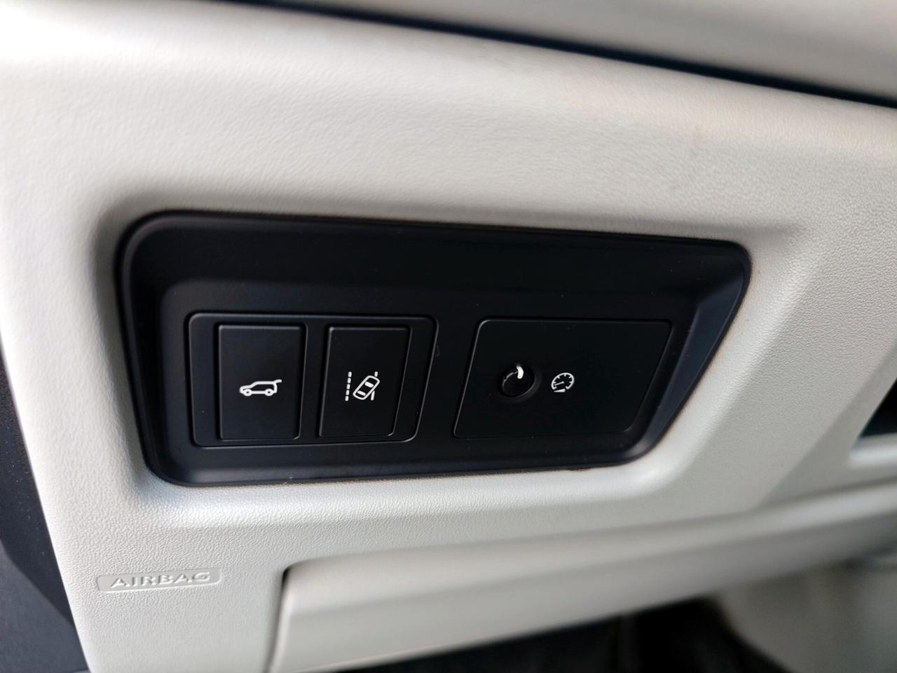 Land Rover Discovery Sport 2.0 TD4 180 CV