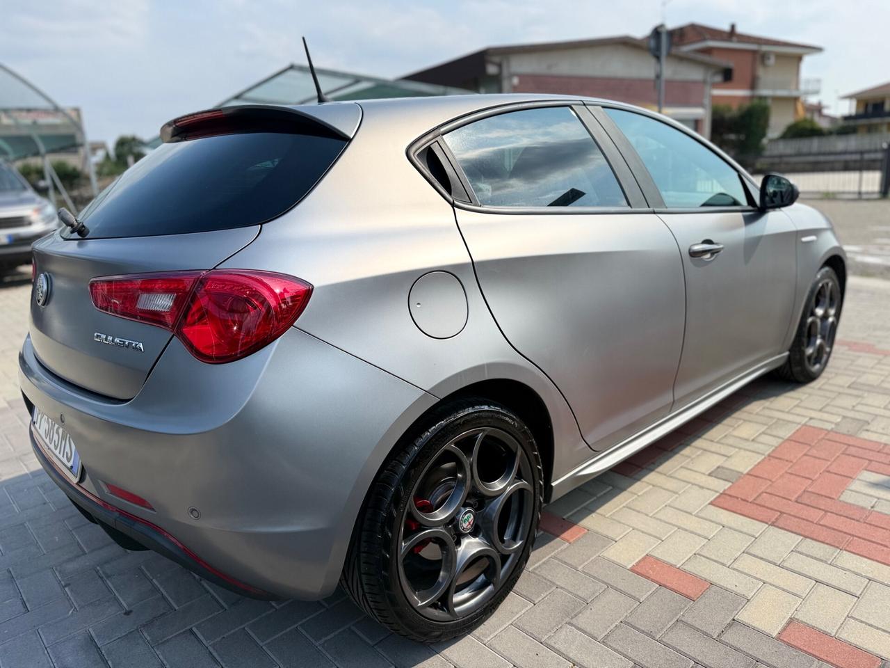 Alfa Romeo Giulietta 1.6 JTDm 120 CV QUADRIFOGLIO