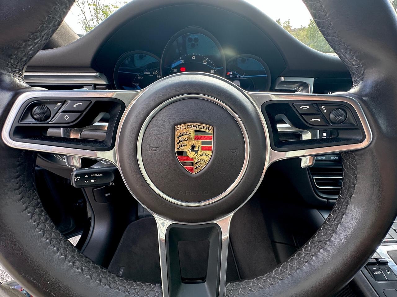 Porsche Macan iva inclusa pelle cocoa cerchio 21 scarichi
