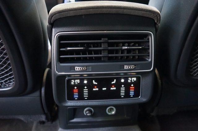 AUDI RS Q8 TFSI V8 quattro tiptronic