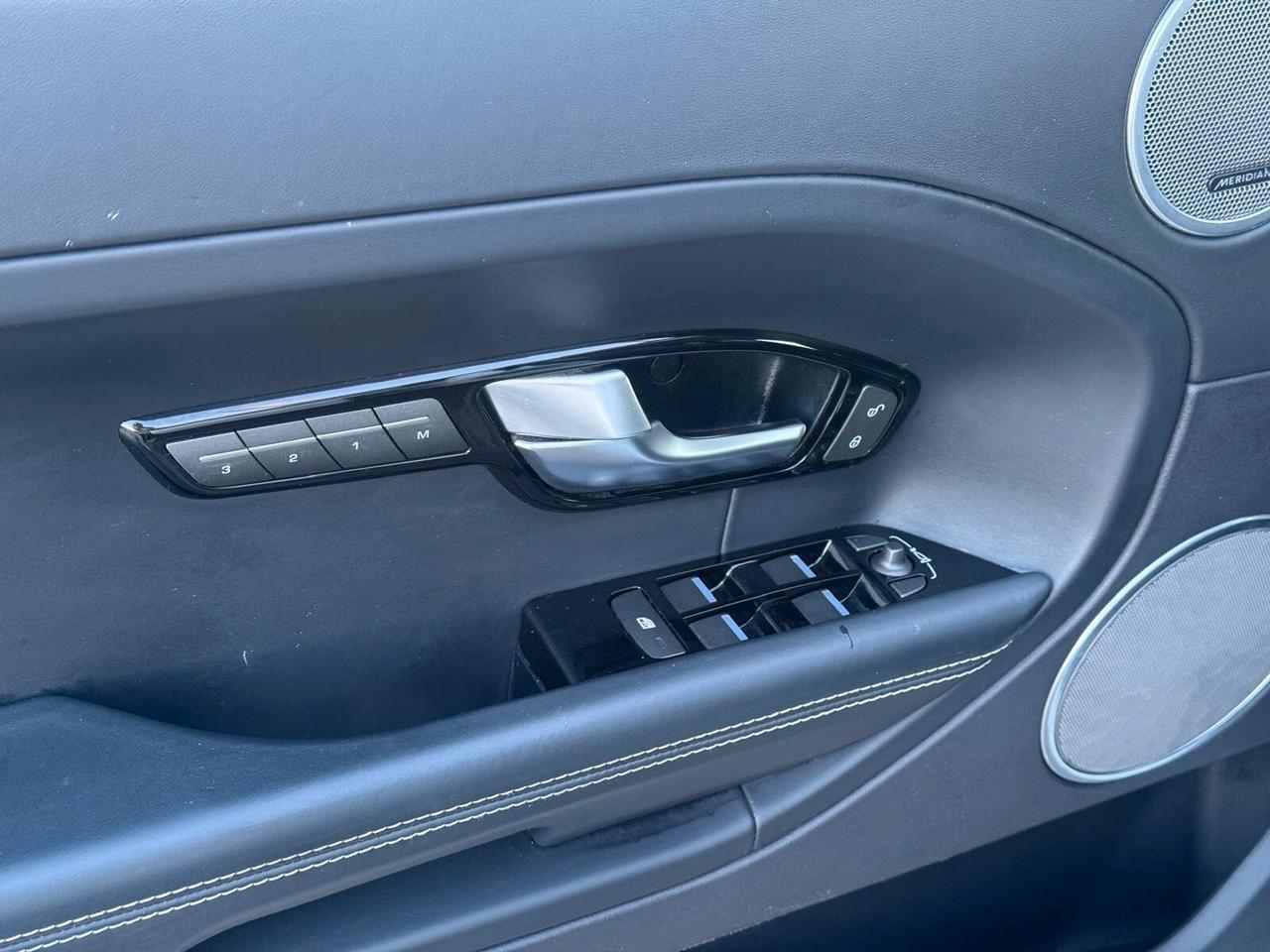 Land Rover Range Evoque 2.2 SD4 5P