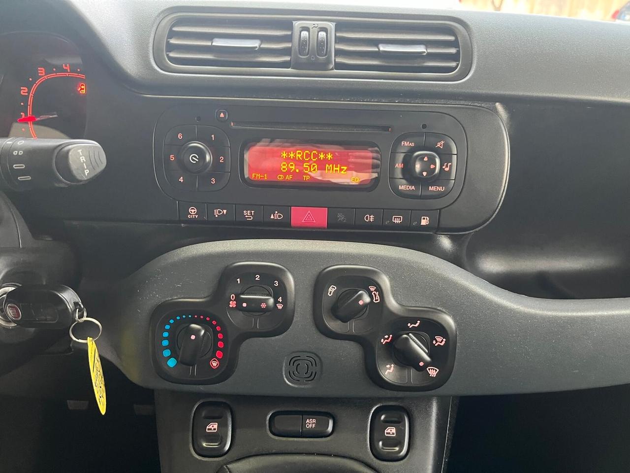 Fiat Panda 1.2 GPL 69cv Lounge NEOPATENTATI