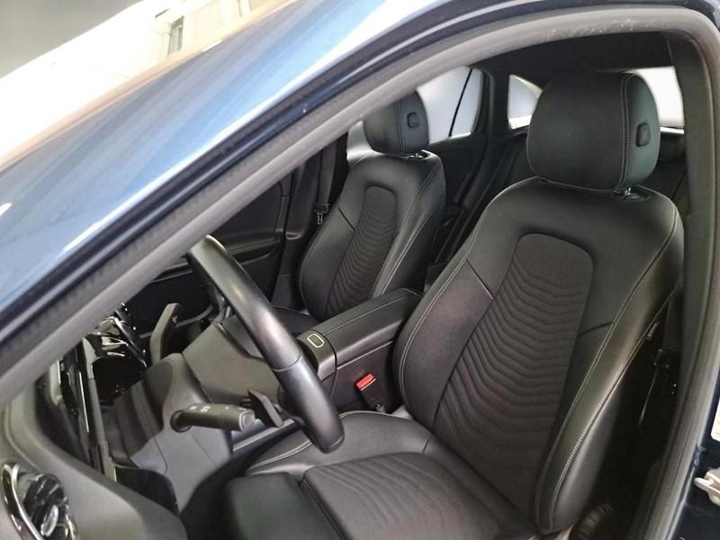 MERCEDES-BENZ GLA 200 d Automatic 4MATIC Sport