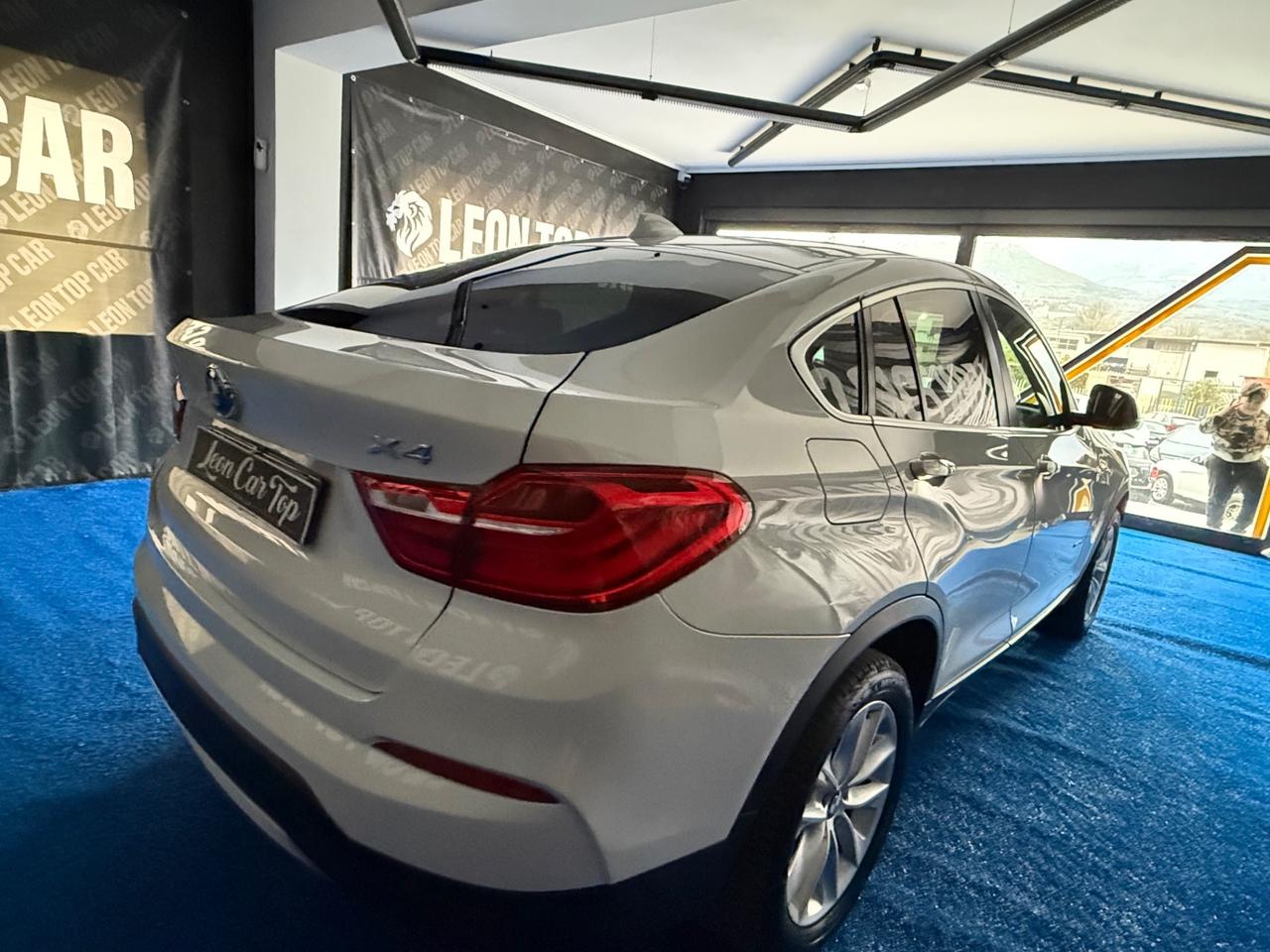 Bmw X4 xDrive20d gancio traino omologato auto da vetrina