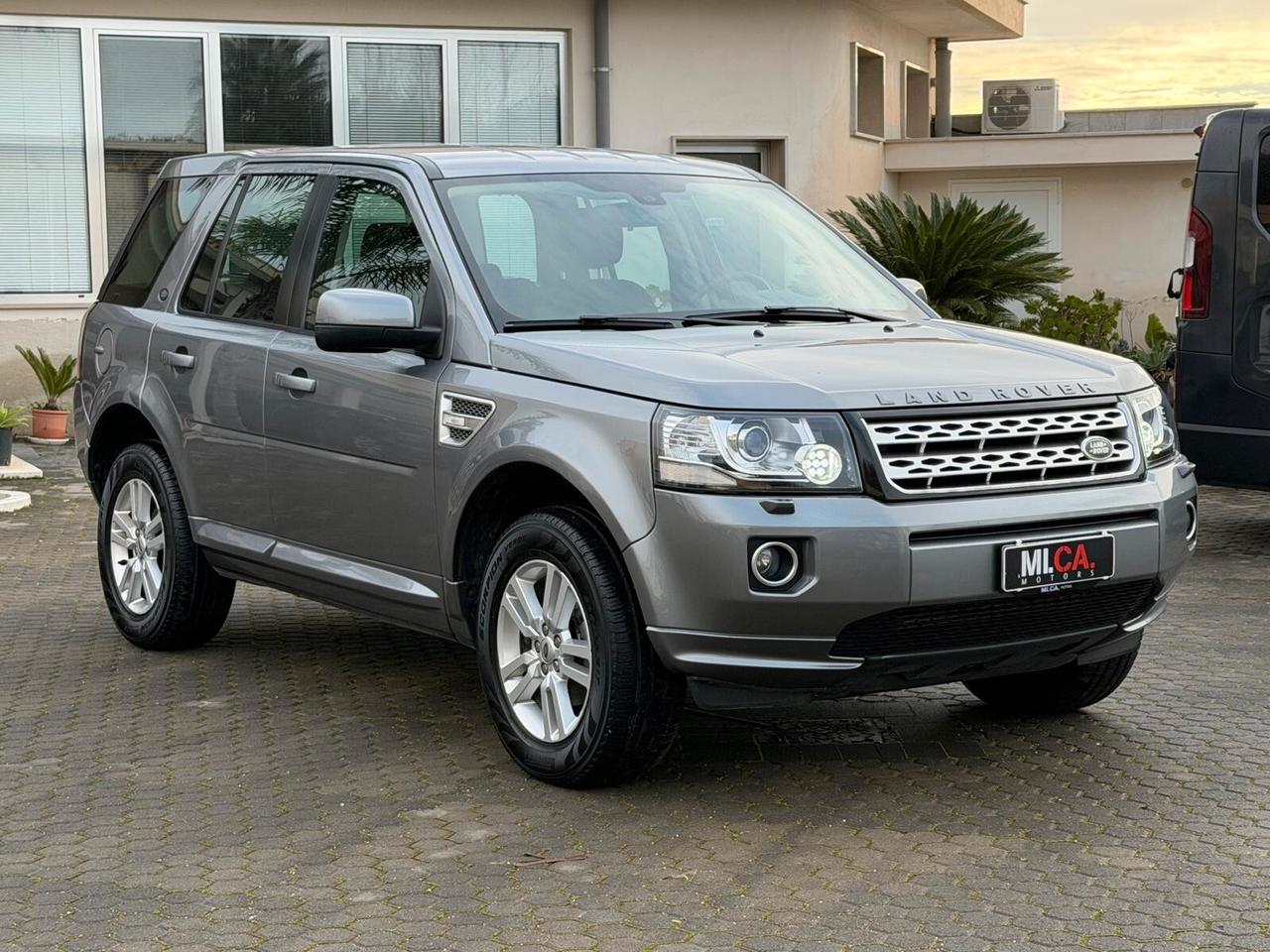 Land Rover Freelander 2.2 TD4 S.W. SE