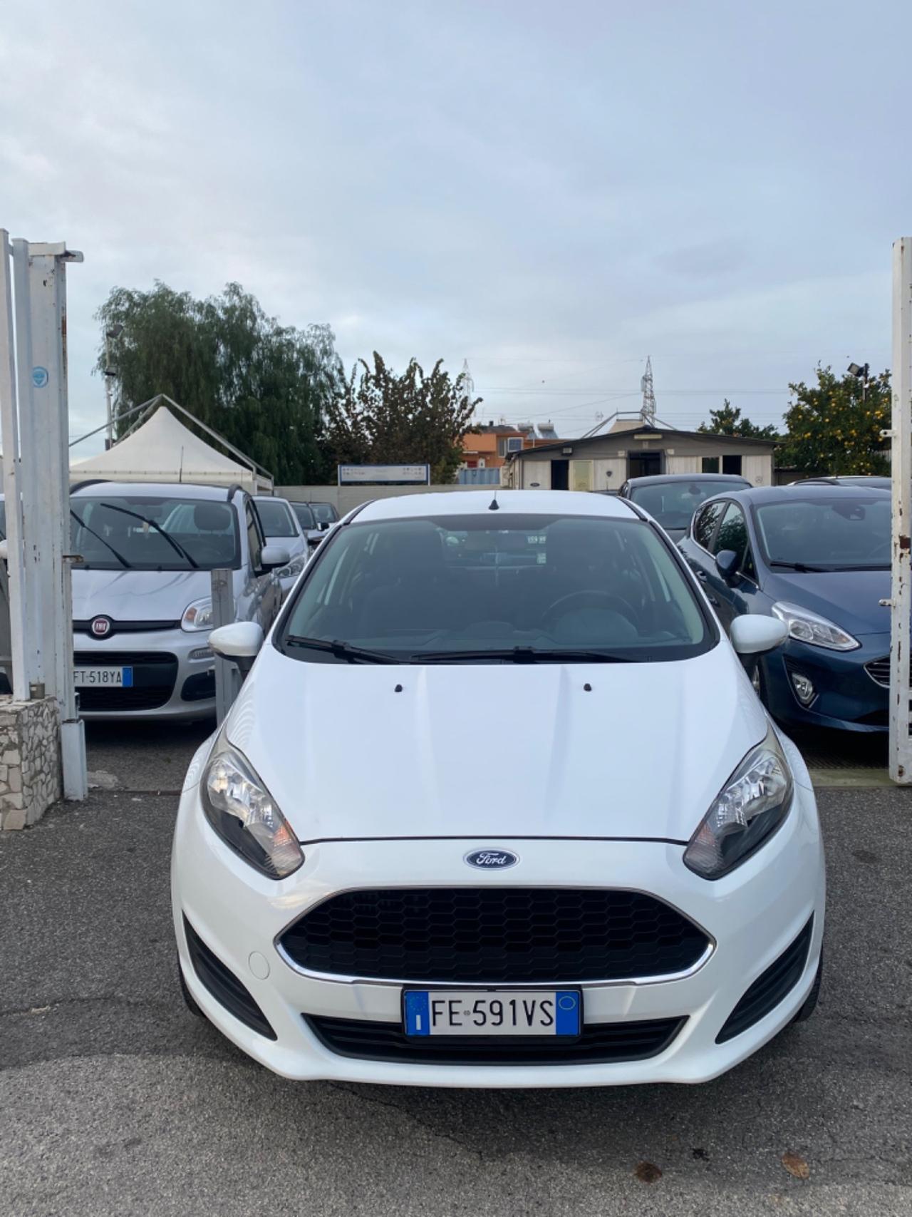 Ford Fiesta 1.5 TDCi 75CV 5 porte Titanium