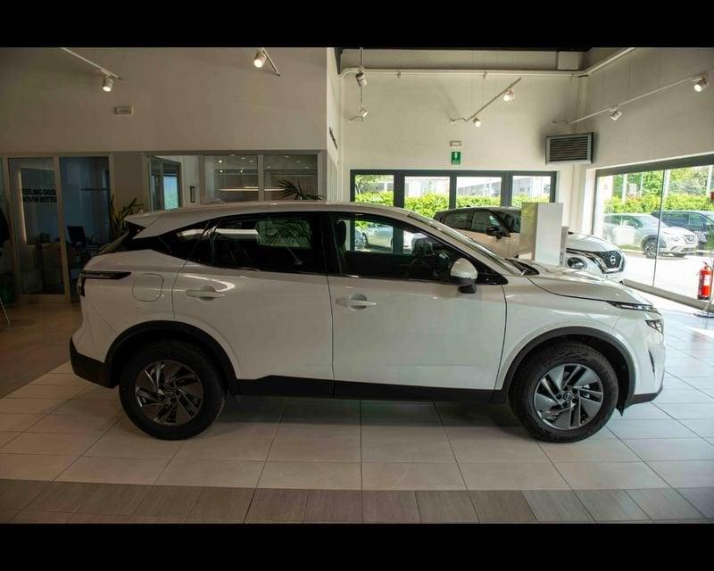 Nissan Qashqai NEW ACENTA MHYB 140CV MT 2WD