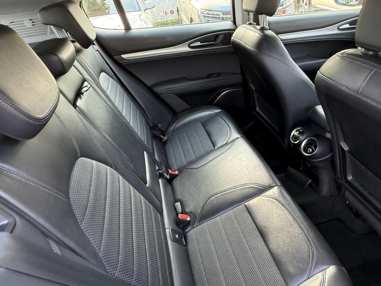 ALFA ROMEO STELVIO AT8 Q4 SPORT EDITION